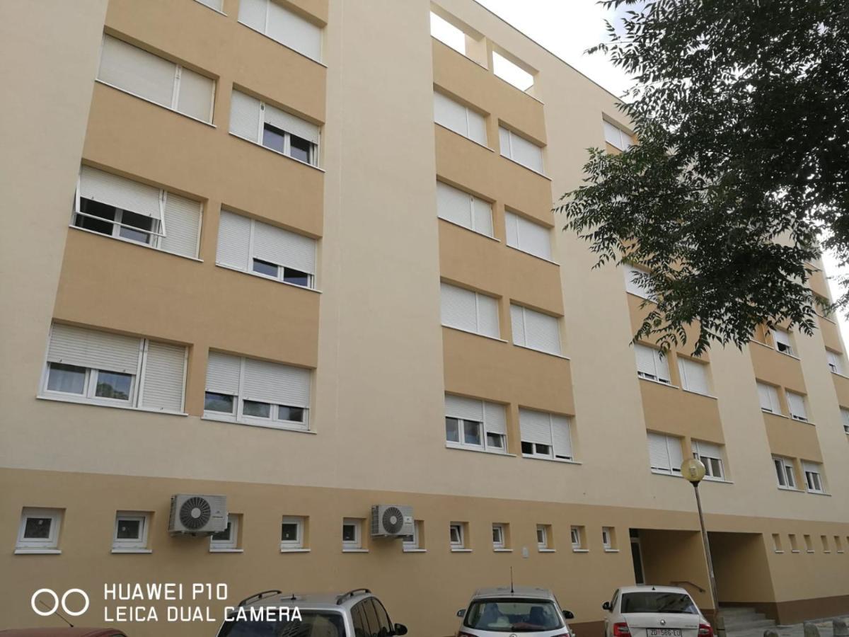 Apartment Mihaela Zadar Exterior photo